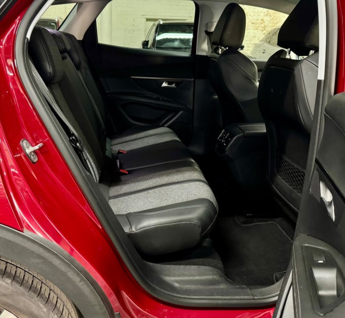 2025 Peugeot 3008