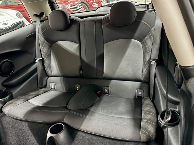 2025 Mini Hatch