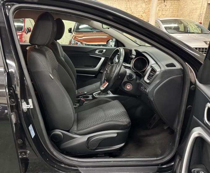 2025 Kia Ceed