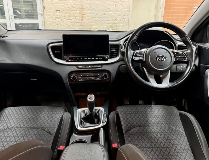 2025 Kia Ceed