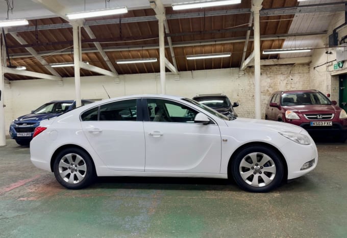 2025 Vauxhall Insignia