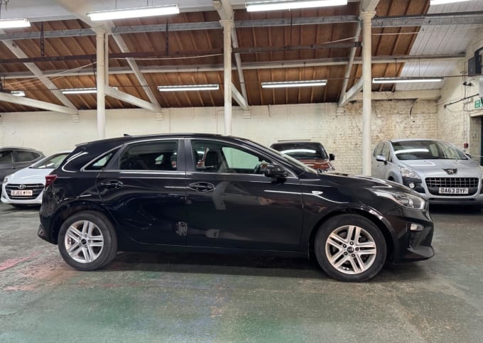 2025 Kia Ceed