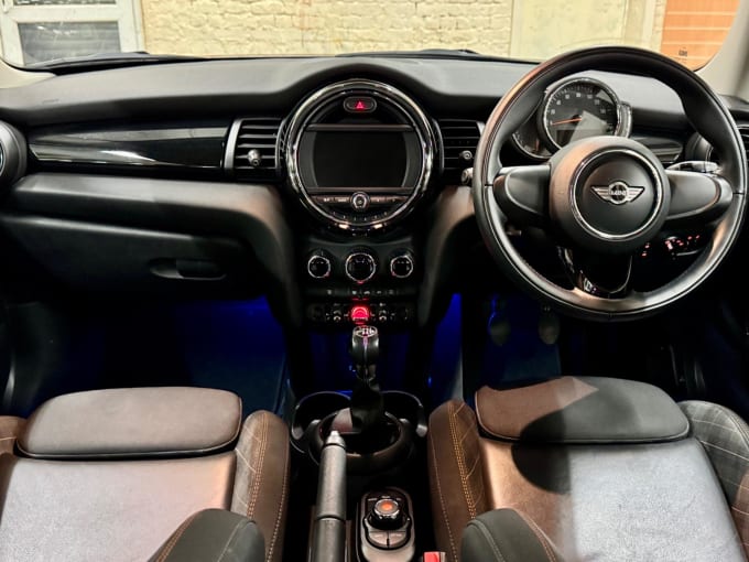 2025 Mini Hatch
