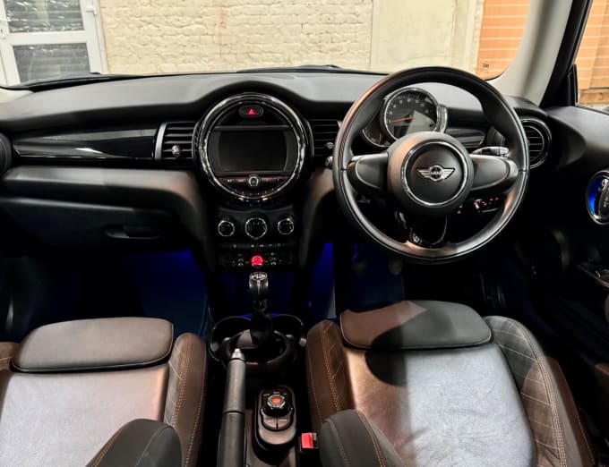 2025 Mini Hatch
