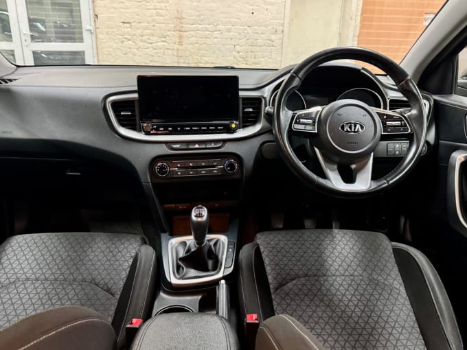 2025 Kia Ceed