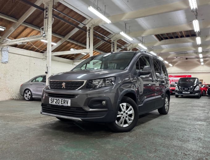 2025 Peugeot Rifter