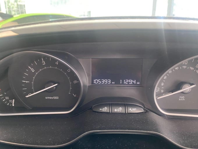 2015 Peugeot 208