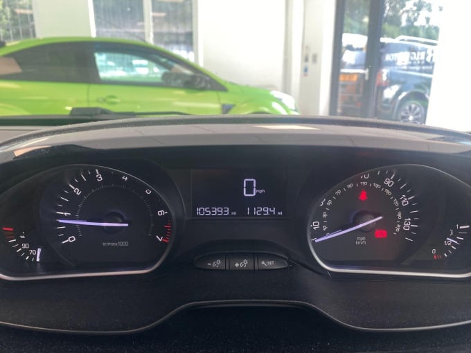 2015 Peugeot 208