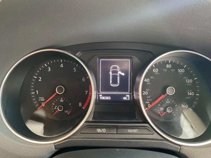 2017 Volkswagen Polo