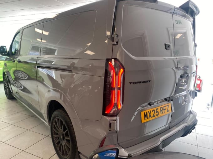 2025 Ford Transit Custom