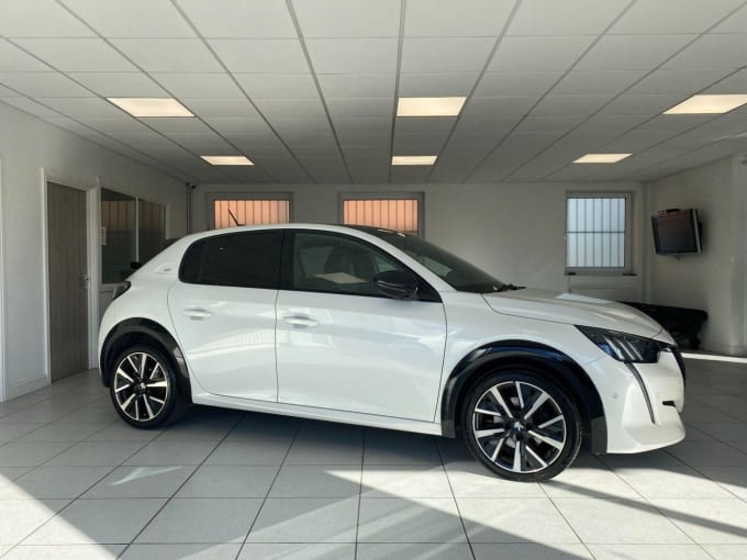 2021 Peugeot 208
