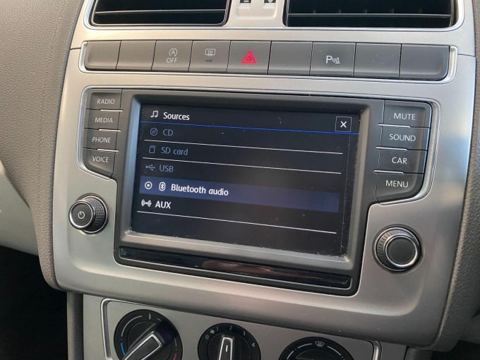 2017 Volkswagen Polo