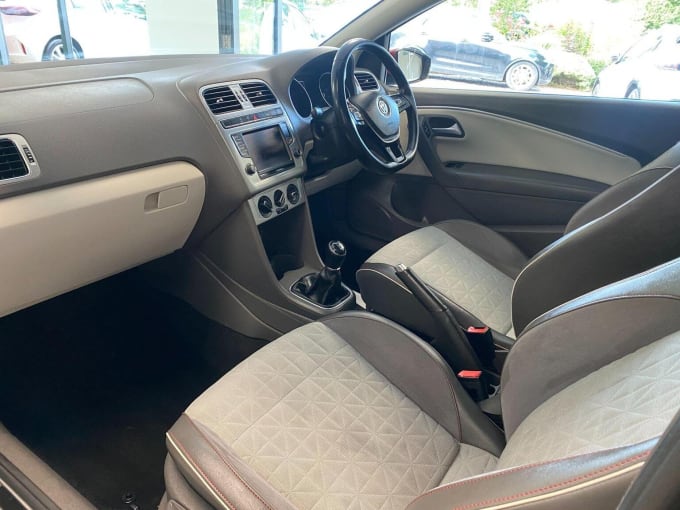 2016 Volkswagen Polo
