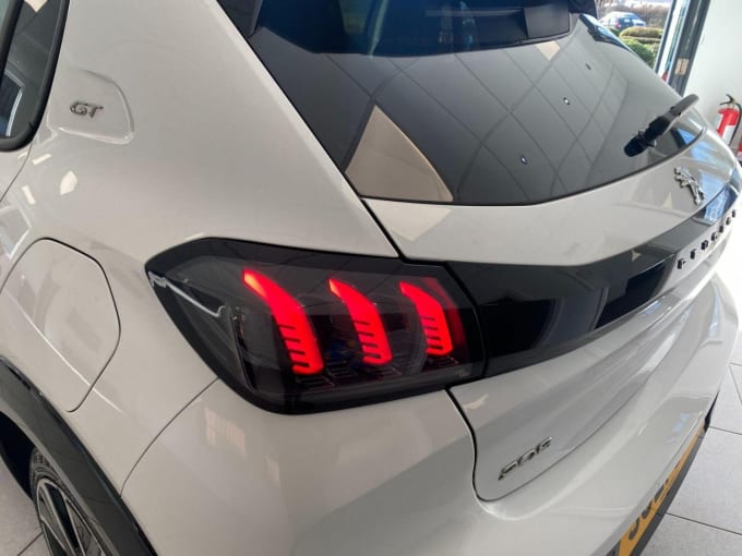 2021 Peugeot 208