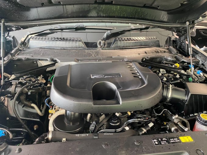 2021 Land Rover Defender 90