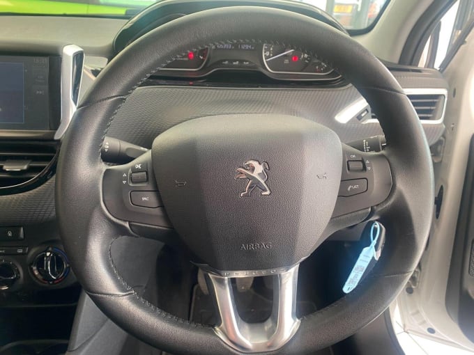 2015 Peugeot 208