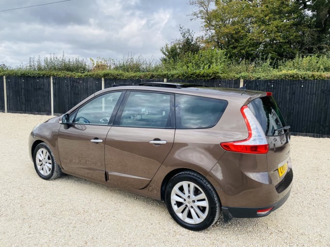 2010 Renault Grand Scenic
