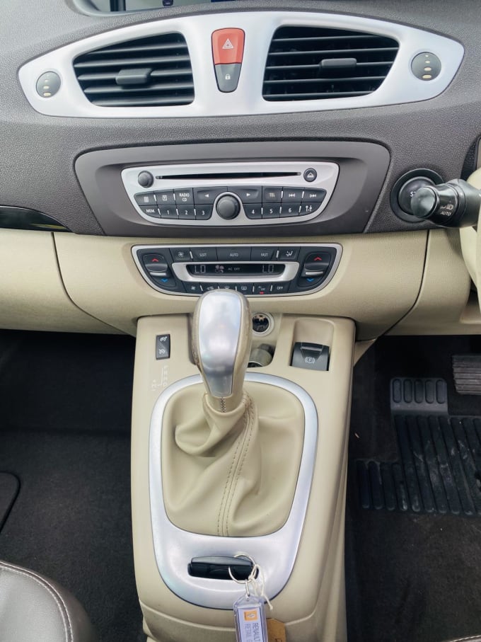 2010 Renault Grand Scenic