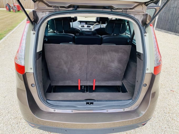 2010 Renault Grand Scenic