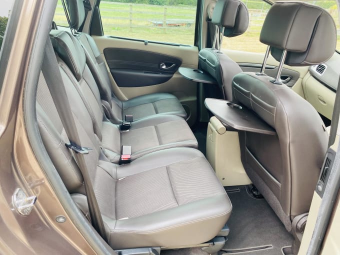 2010 Renault Grand Scenic