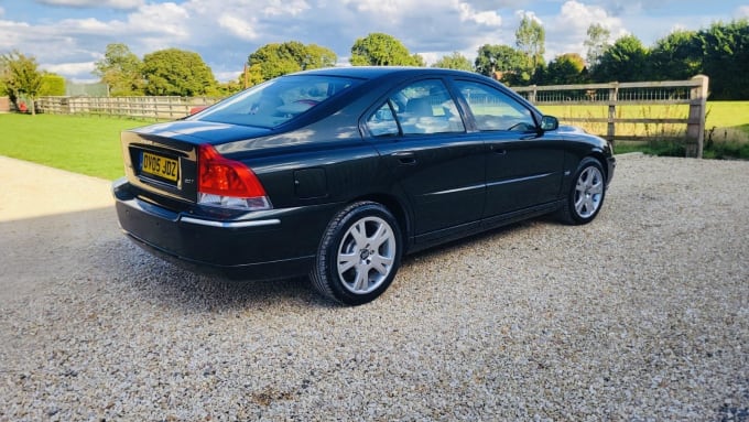 2005 Volvo S60