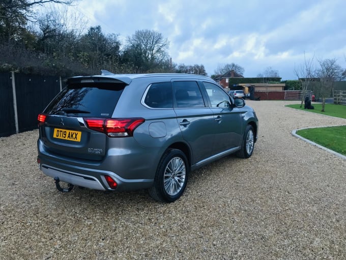 2019 Mitsubishi Outlander