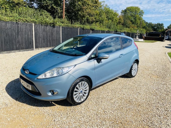 2010 Ford Fiesta