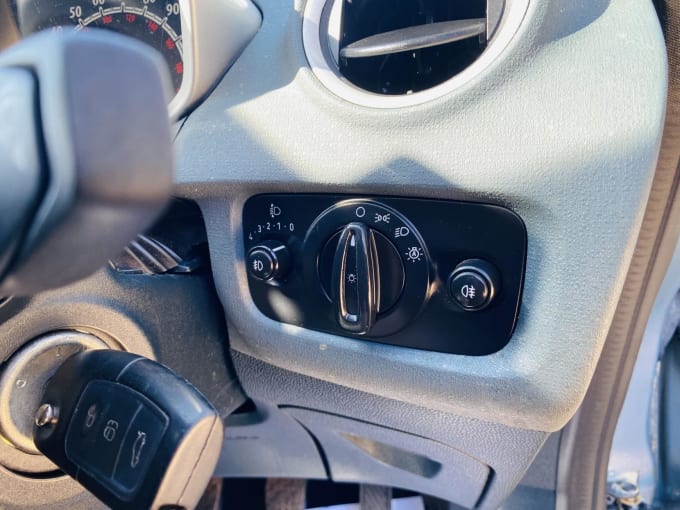 2010 Ford Fiesta
