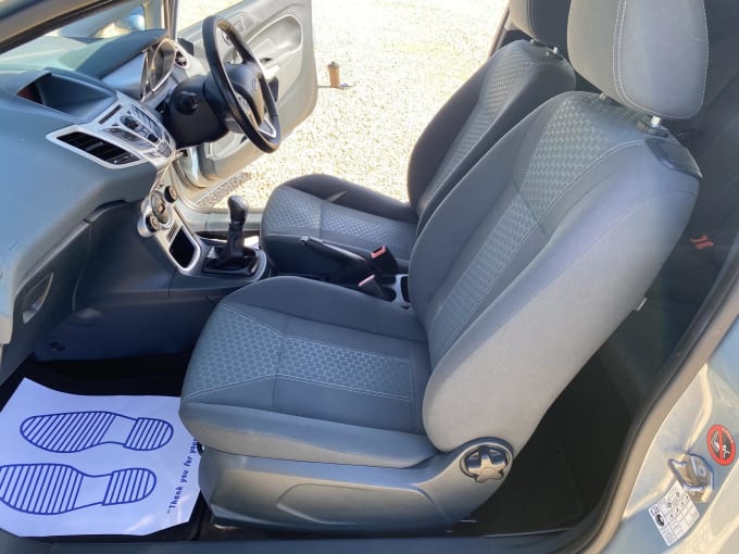 2010 Ford Fiesta