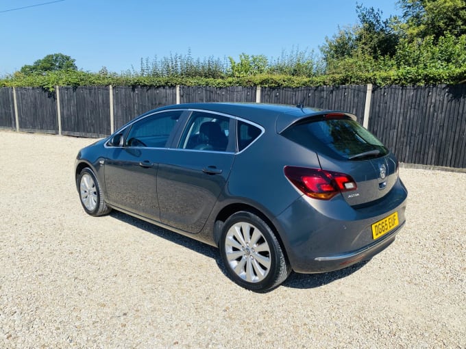 2015 Vauxhall Astra
