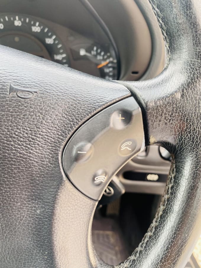 2004 Mercedes-benz C Class