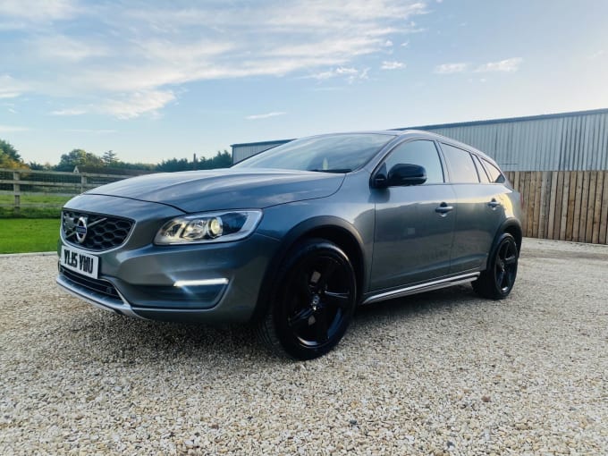 2015 Volvo V60 Cross Country