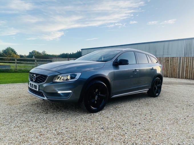 2015 Volvo V60 Cross Country