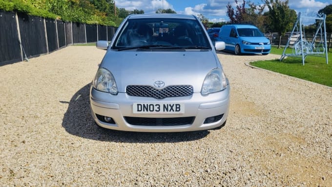 2003 Toyota Yaris