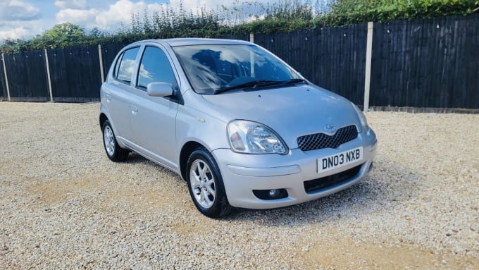 2003 Toyota Yaris