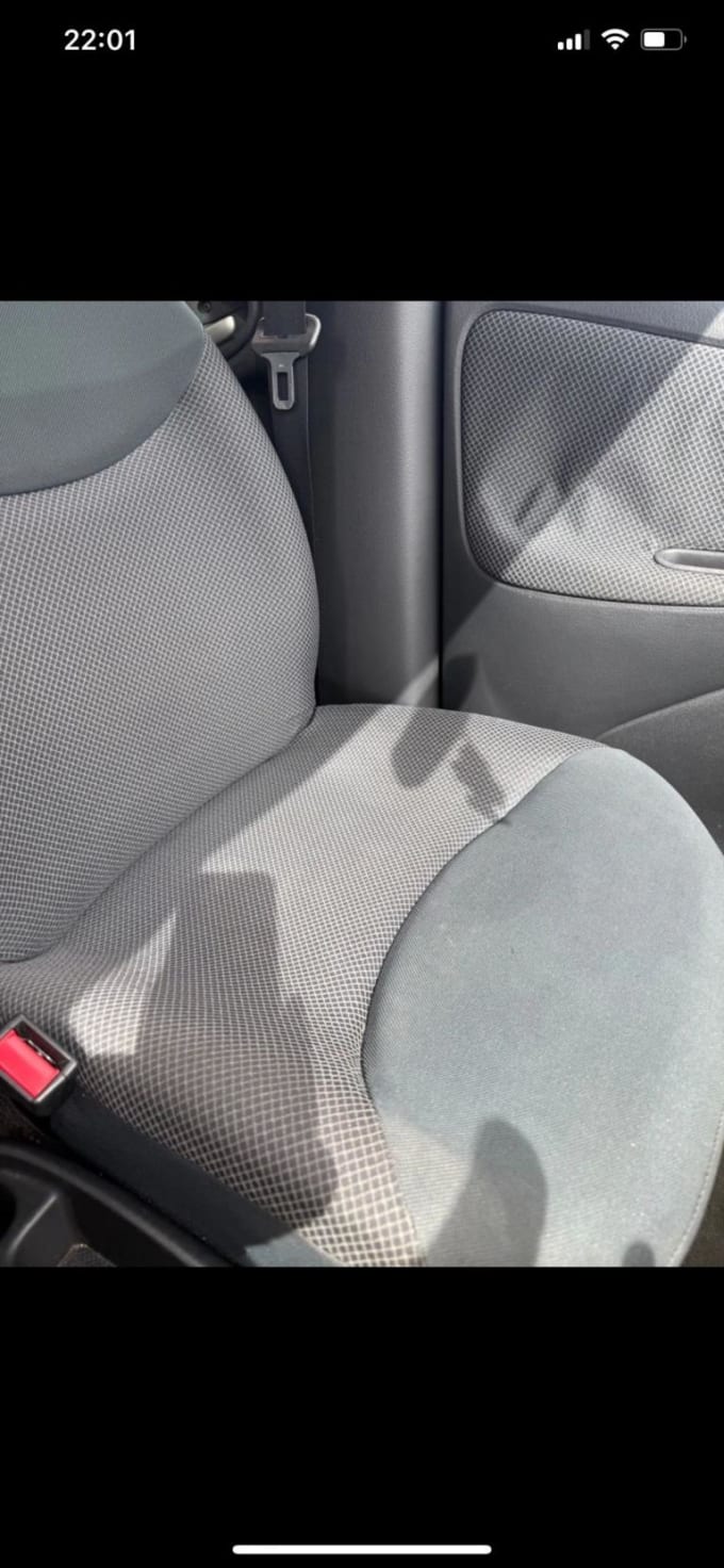 2003 Toyota Yaris