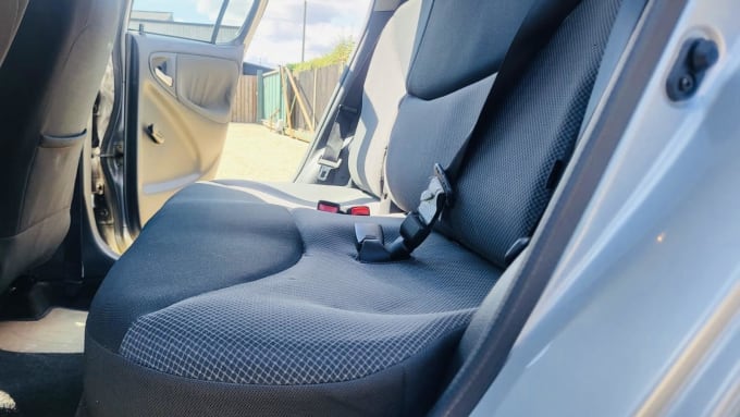 2003 Toyota Yaris