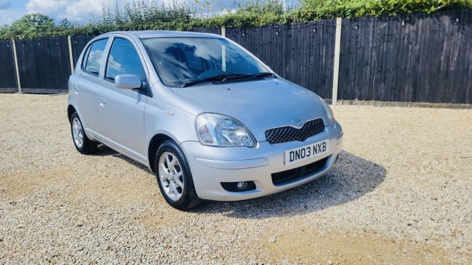 2003 Toyota Yaris