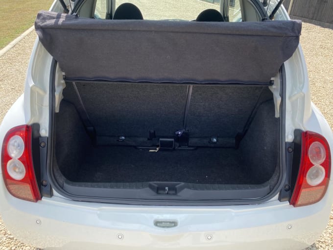 2004 Nissan Micra