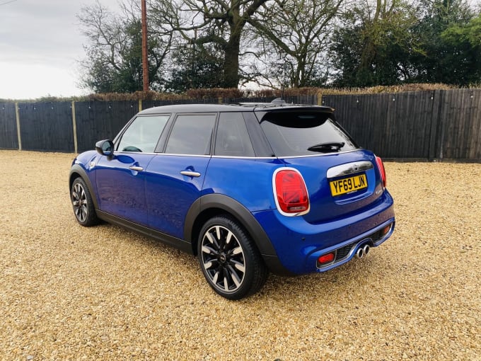 2019 Mini Hatch