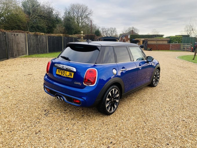 2019 Mini Hatch