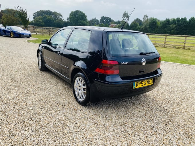 2003 Volkswagen Golf