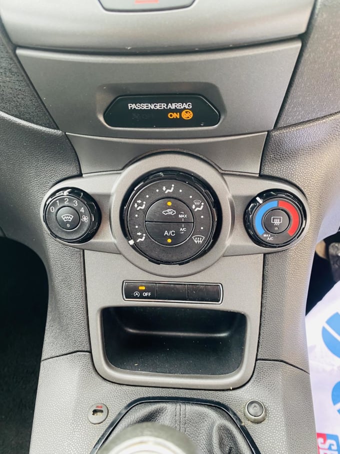2013 Ford Fiesta Van