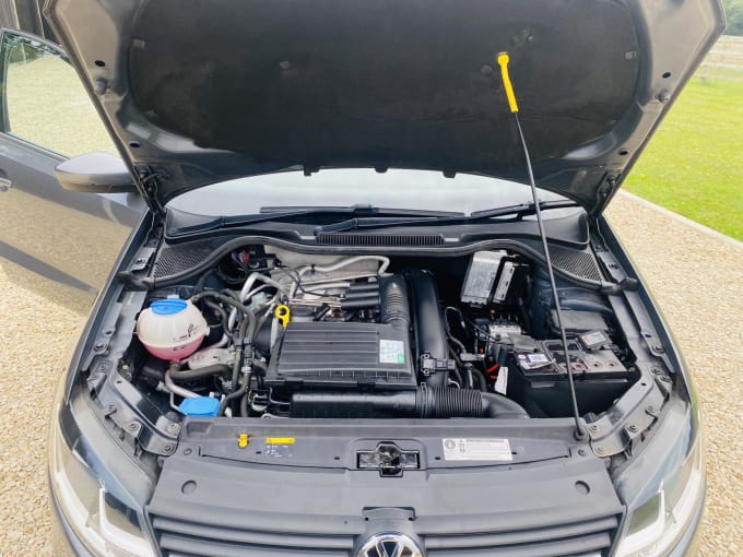 2016 Volkswagen Polo