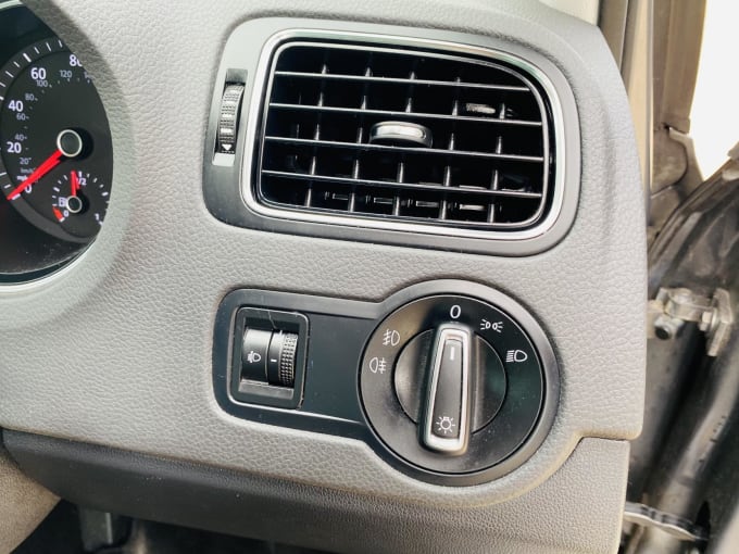 2016 Volkswagen Polo