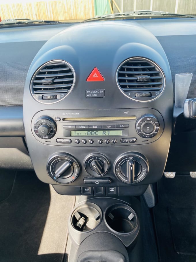2010 Volkswagen Beetle