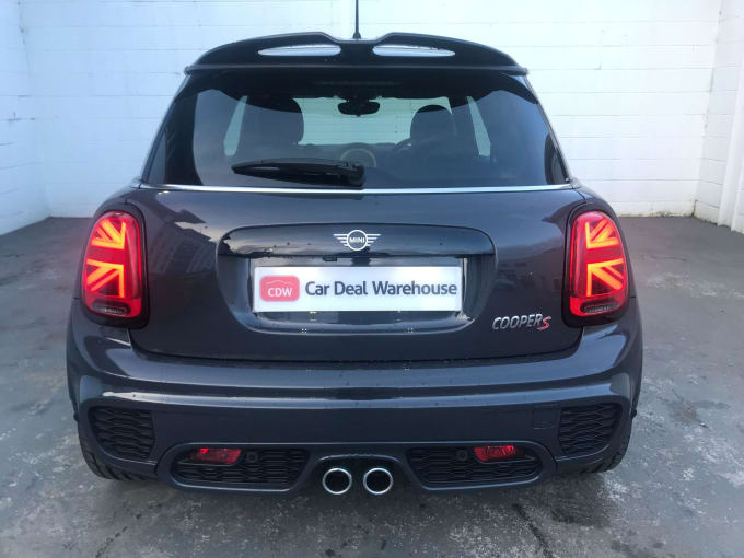 2019 Mini Hatch