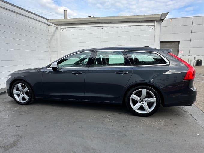 2018 Volvo V90