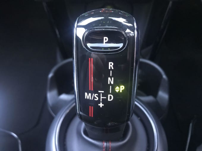 2019 Mini Hatch