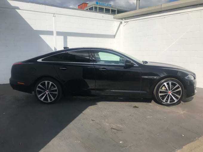 2019 Jaguar Xj